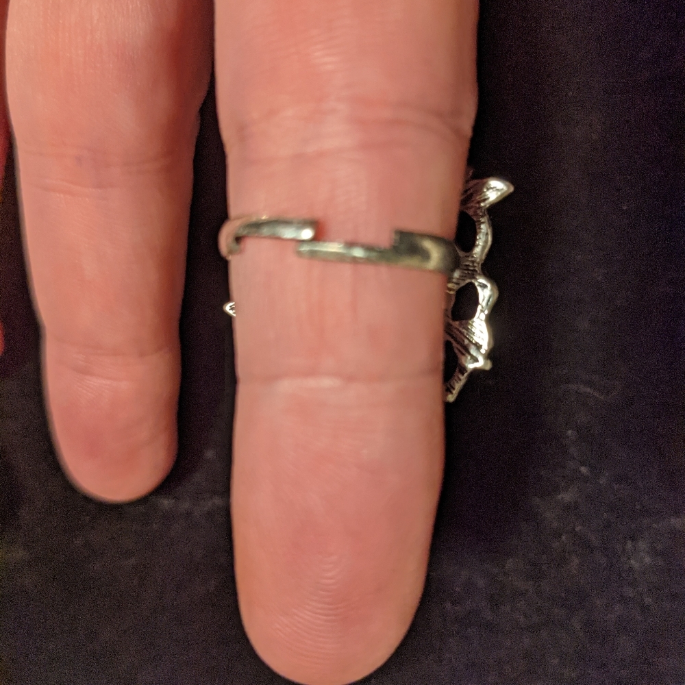 Gothic, Costume Jewelry Rings Bundle - Picture 5 of 9